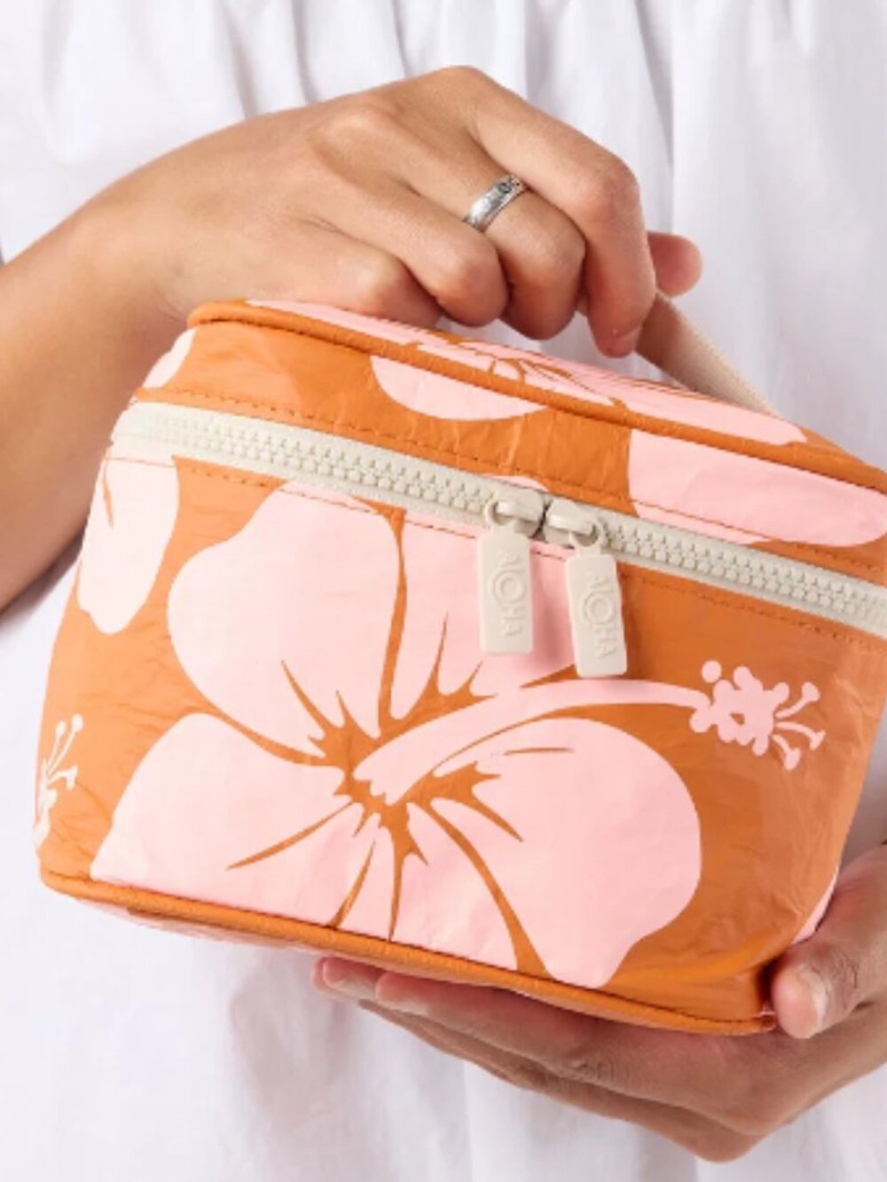 Aloha Collection UT Hana Hou Cabin Crew Kit
